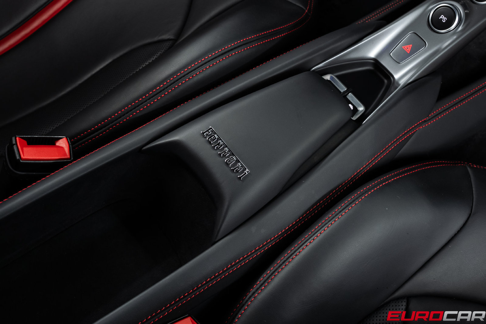 Used 2022 Ferrari F8 Tributo RWD image 35