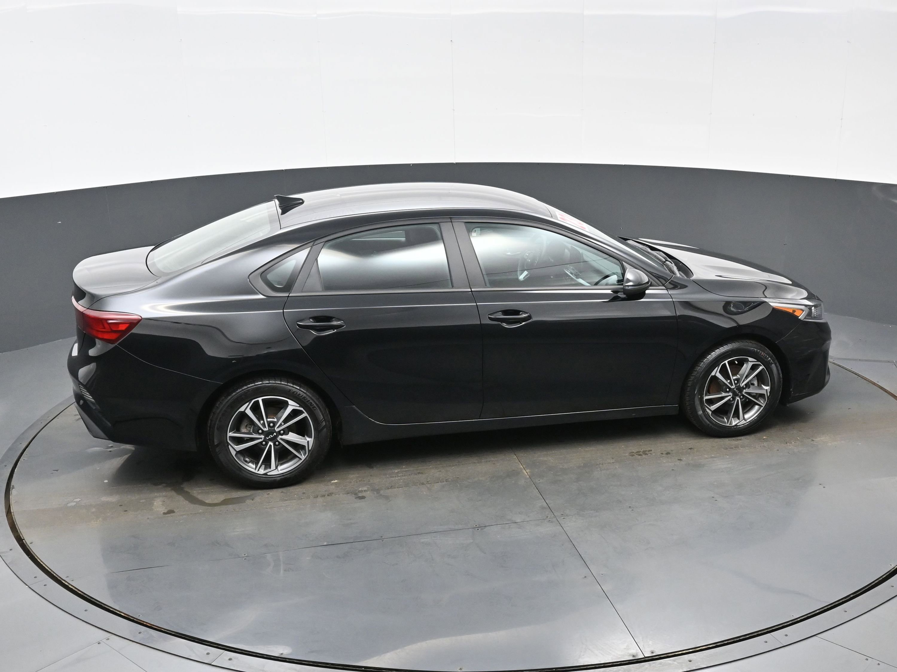 Used 2023 Kia Forte LXS w/ LXS Technology Package FWD image 39