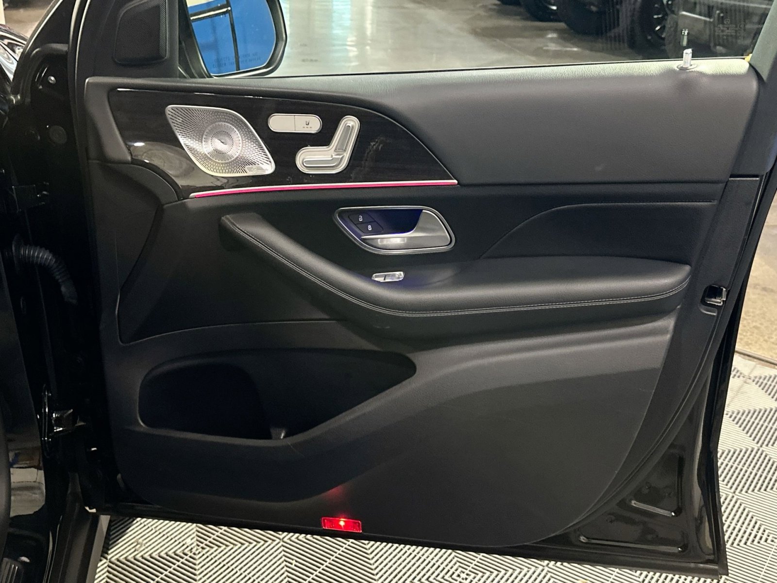 Used 2021 Mercedes-Benz GLE 350 4MATIC image 40