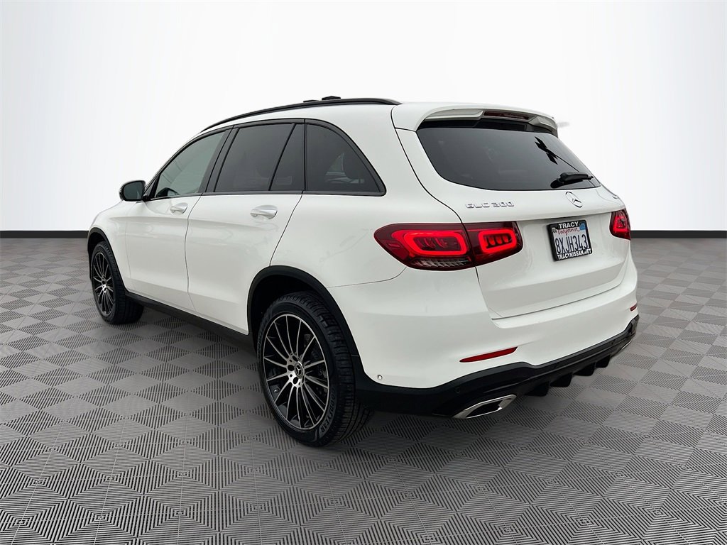 Used 2021 Mercedes-Benz GLC 300 4MATIC image 5
