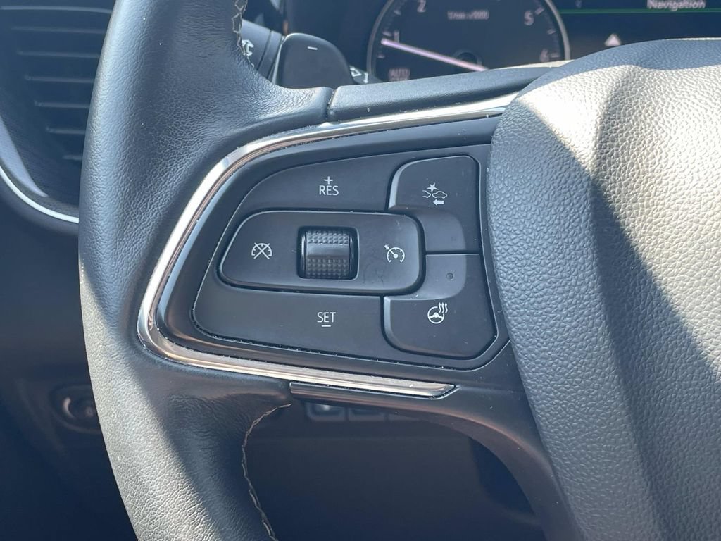 Used 2022 Buick Envision Essence w/ Technology Package I FWD image 28