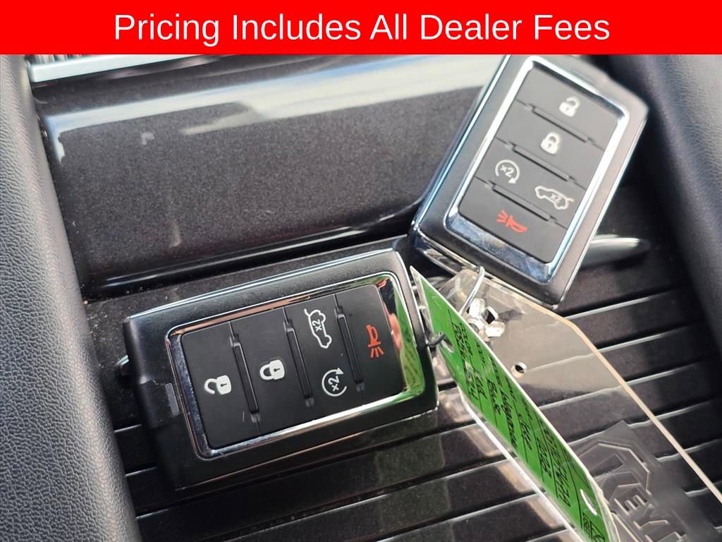 Used 2023 Jeep Wagoneer 4WD w/ Premium Group I image 25