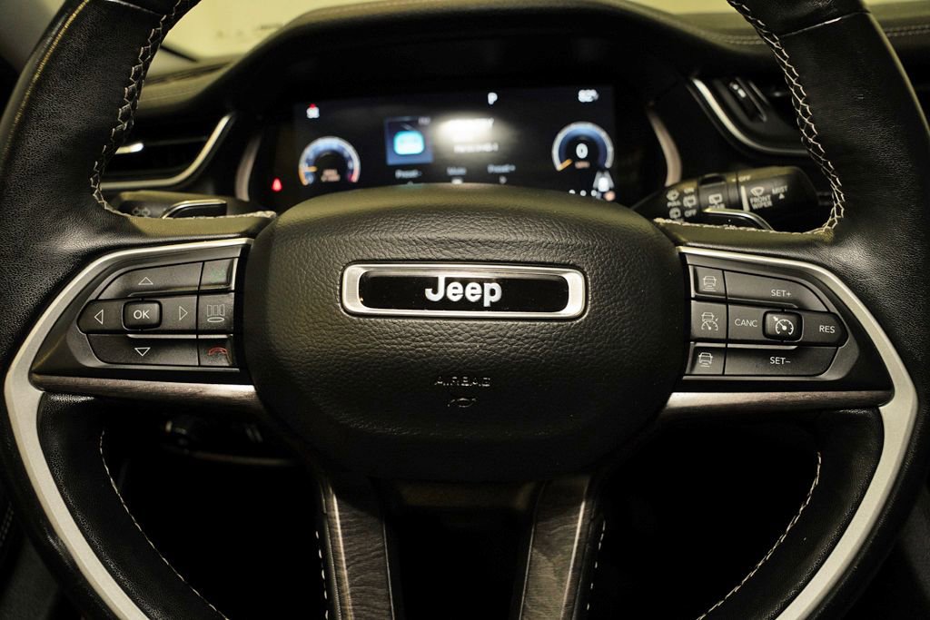 Used 2022 Jeep Grand Cherokee L Limited image 24