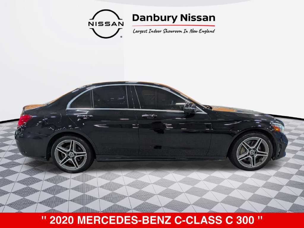 Used 2020 Mercedes-Benz C 300 4MATIC Sedan image 2