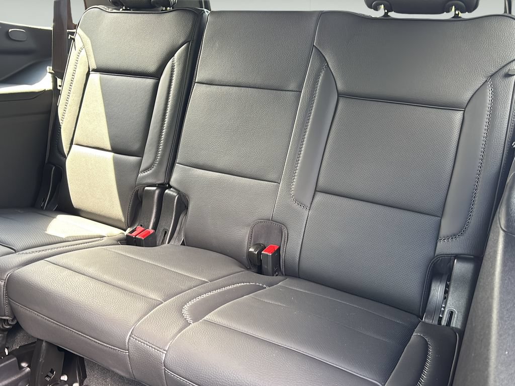Used 2024 GMC Yukon Denali AWD/4WD image 21