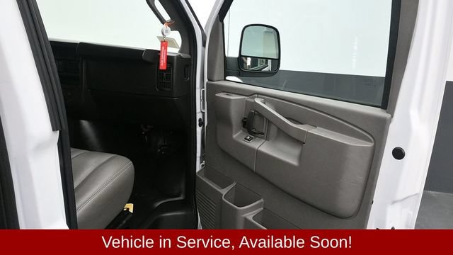 Used 2024 Chevrolet Express 3500 LS RWD image 17