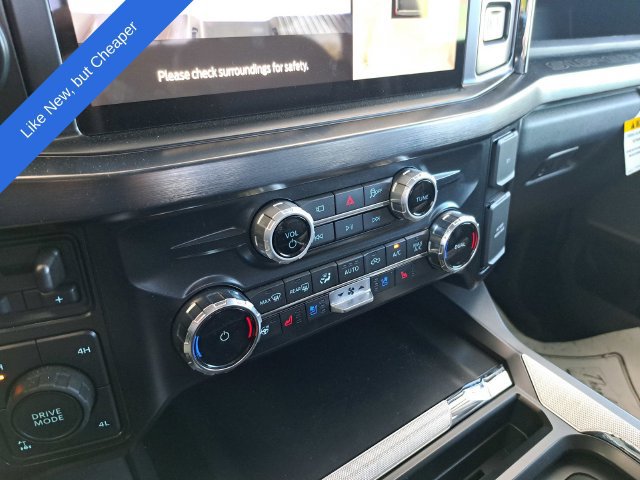 Certified 2025 Ford F350 Lariat w/ Lariat Ultimate Package AWD/4WD image 12