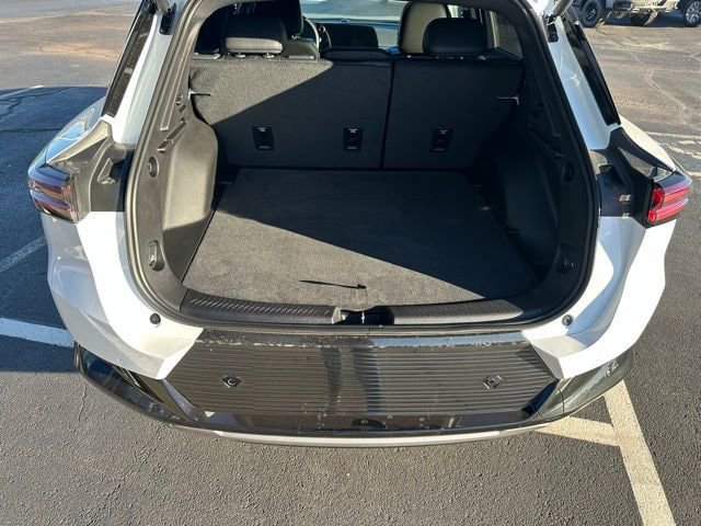New 2024 Chevrolet Equinox EV LT AWD/4WD image 43