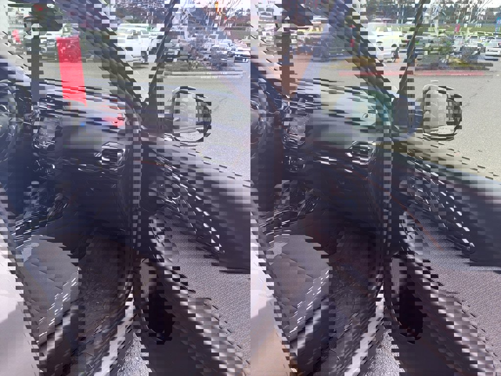 Used 2023 Chevrolet TrailBlazer LT w/ Convenience Package image 24