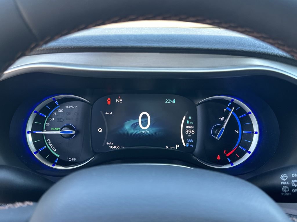 Used 2024 Chrysler Pacifica Pinnacle image 13