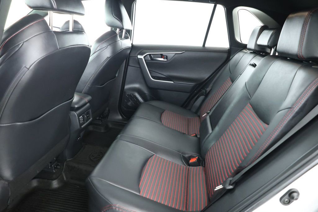 Used 2022 Toyota RAV4 XSE image 19