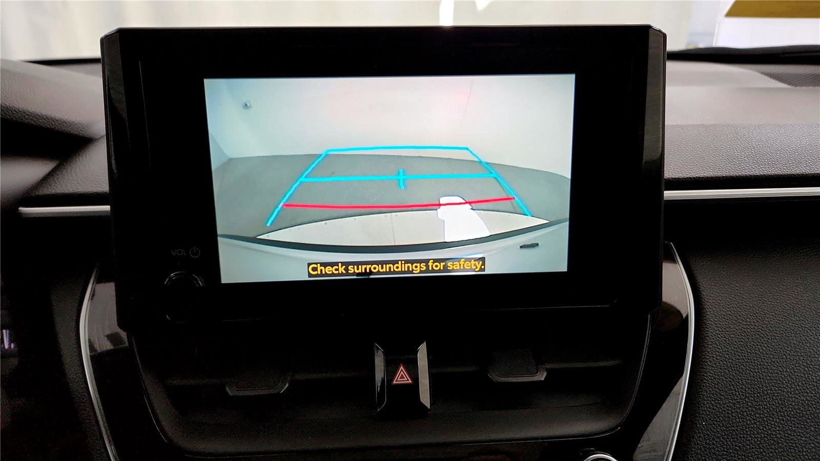 Certified 2023 Toyota Corolla Cross LE w/ Moonroof Package image 31