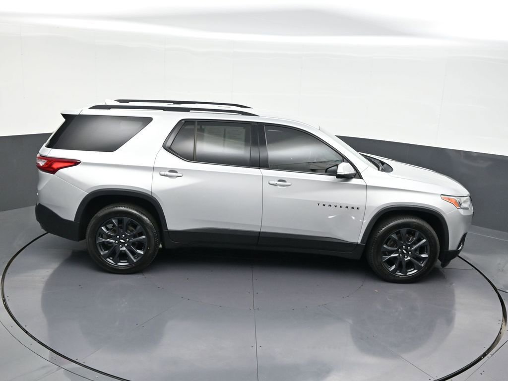 Used 2021 Chevrolet Traverse RS FWD image 22