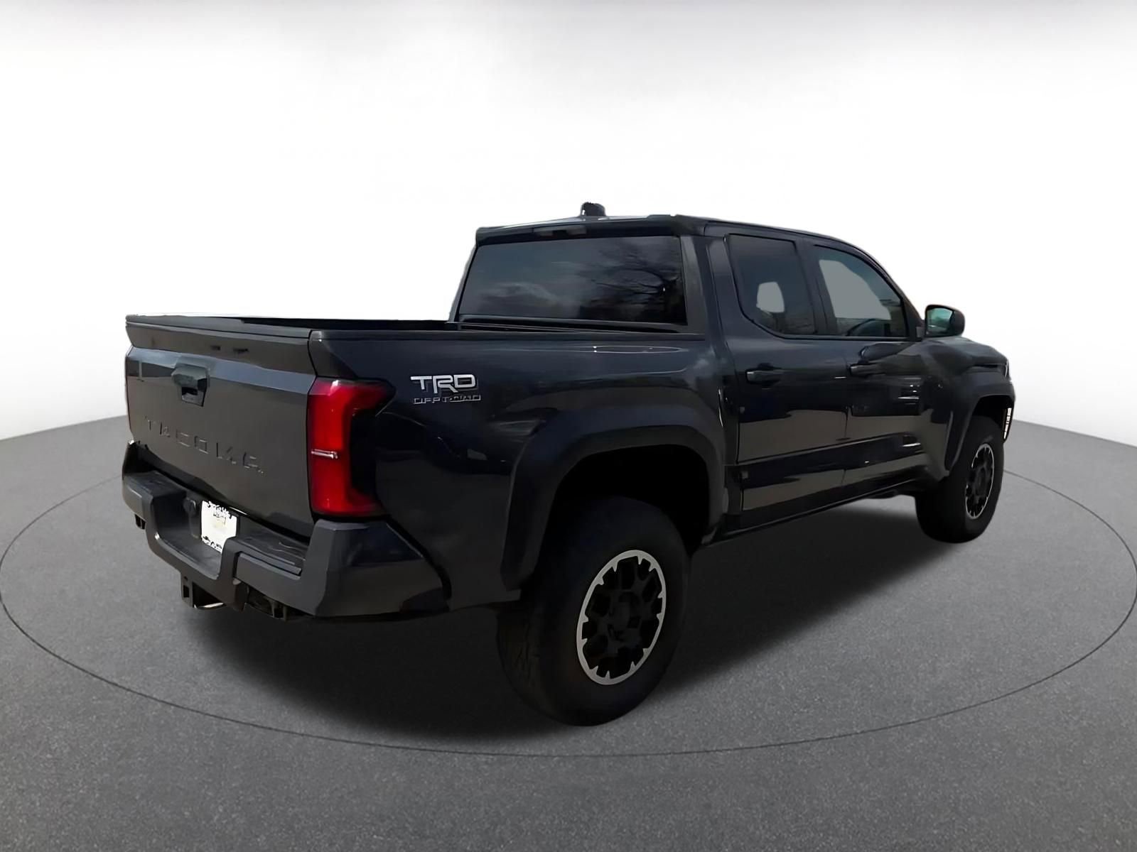 Used 2024 Toyota Tacoma w/ TRD Package image 14