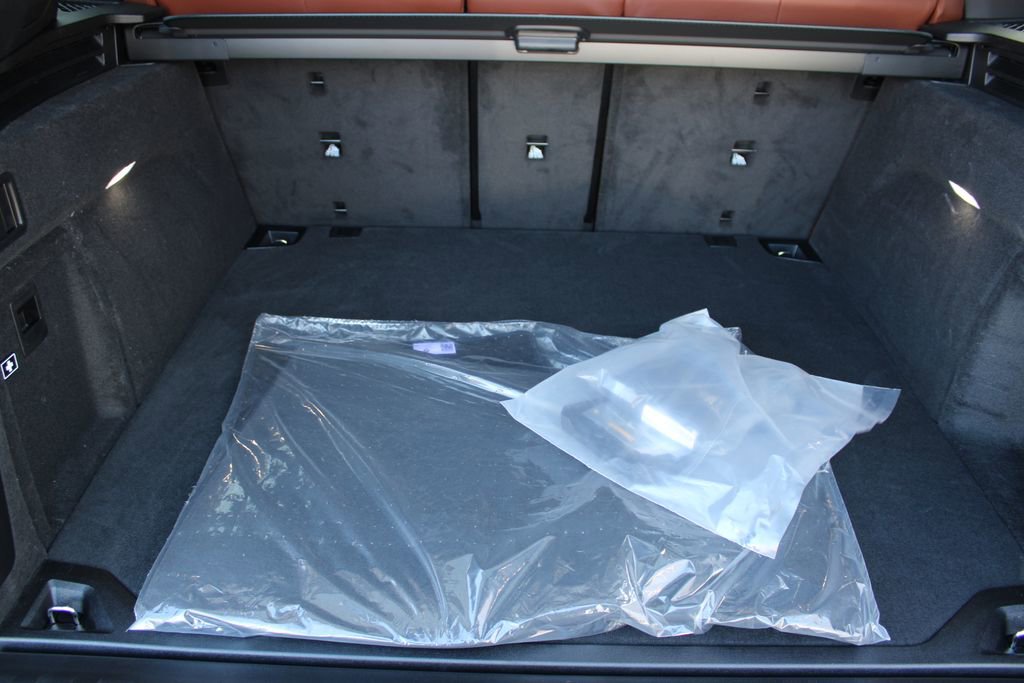 New 2026 BMW X5 M60i w/ Climate Comfort Package image 23