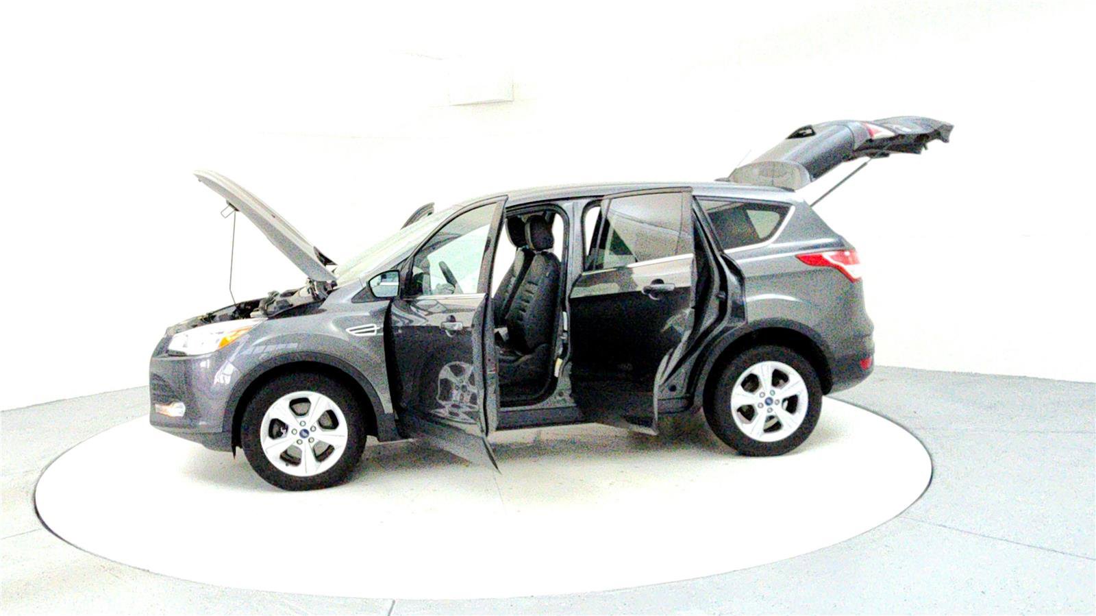 Used 2015 Ford Escape SE image 10