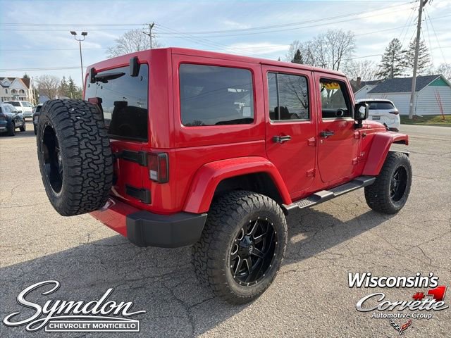 Used 2017 Jeep Wrangler Unlimited Sahara w/ Dual Top Group AWD/4WD image 4