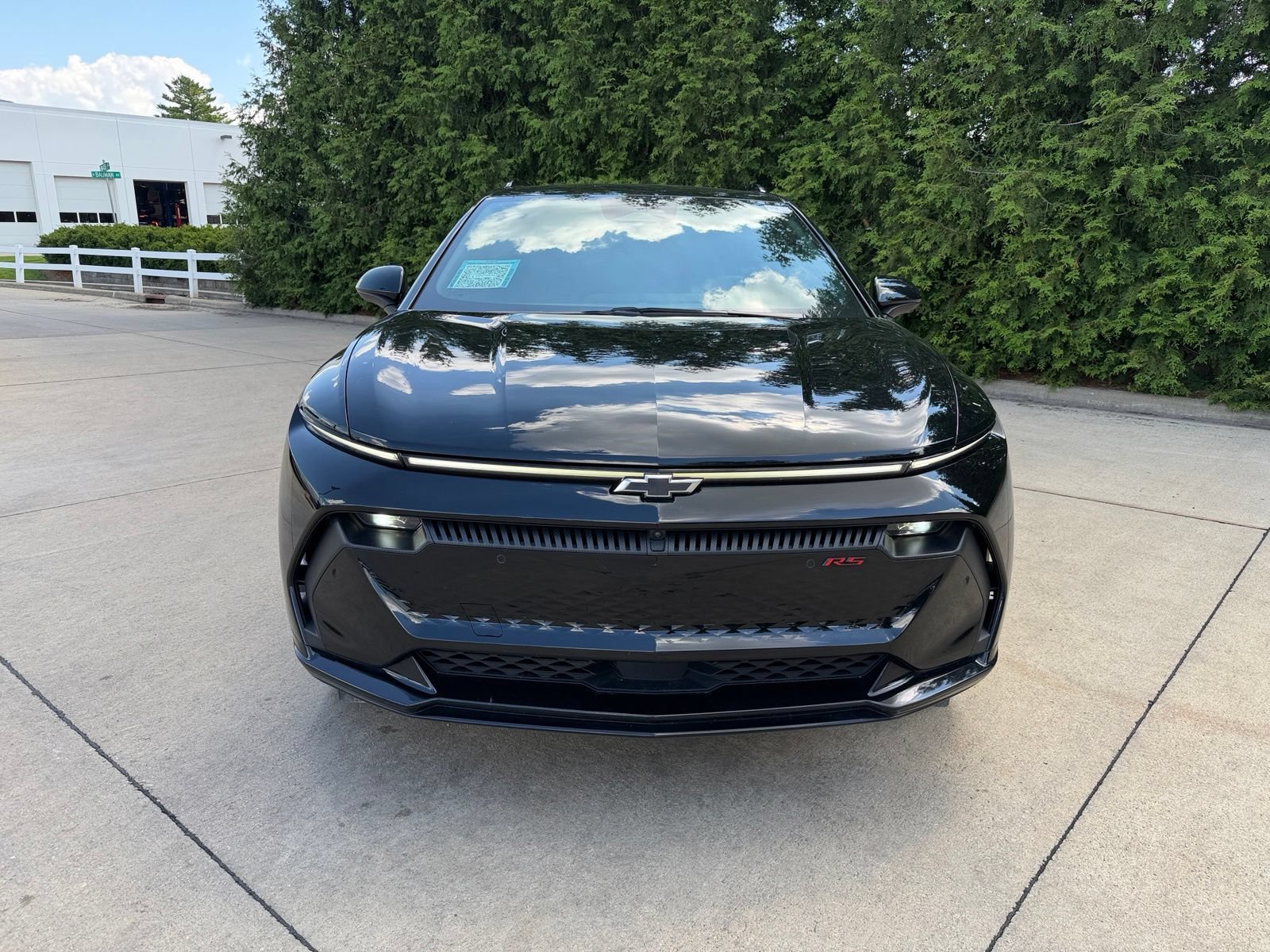 Used 2024 Chevrolet Equinox EV RS FWD image 6