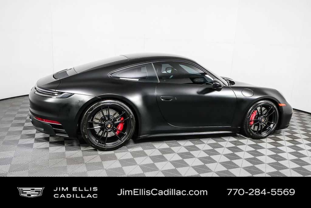 Used 2024 Porsche 911 Carrera GTS image 2