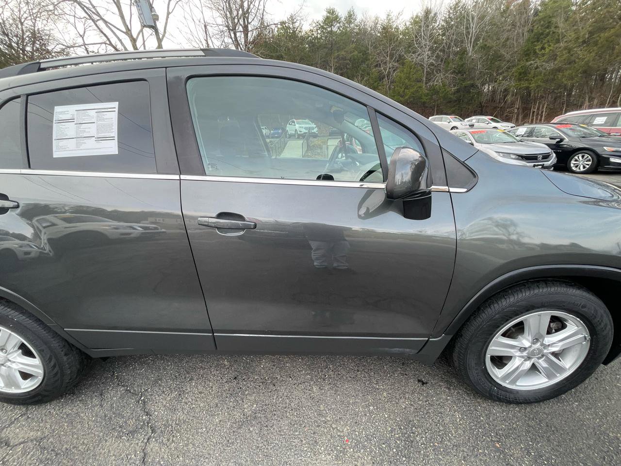 Used 2019 Chevrolet Trax LT image 11