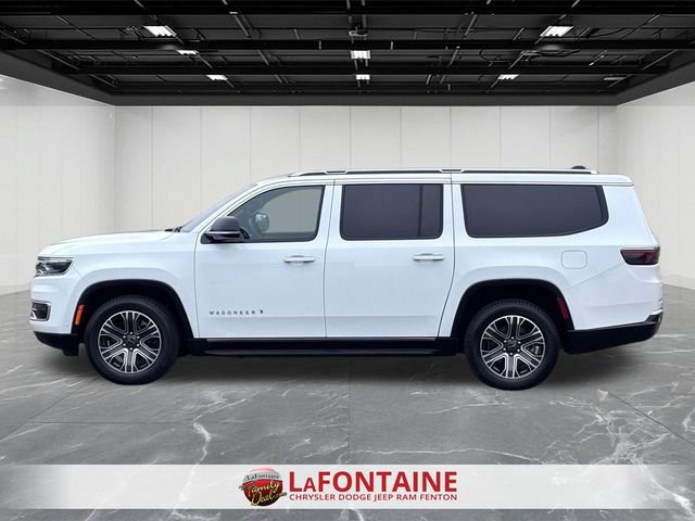 Used 2025 Jeep Wagoneer L Series II image 2