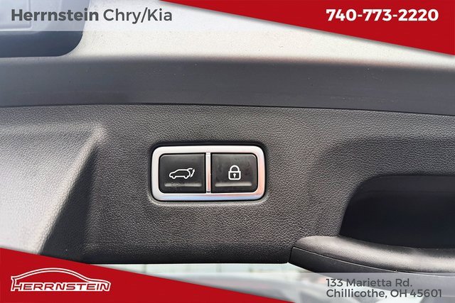Used 2023 Kia Sorento EX image 25
