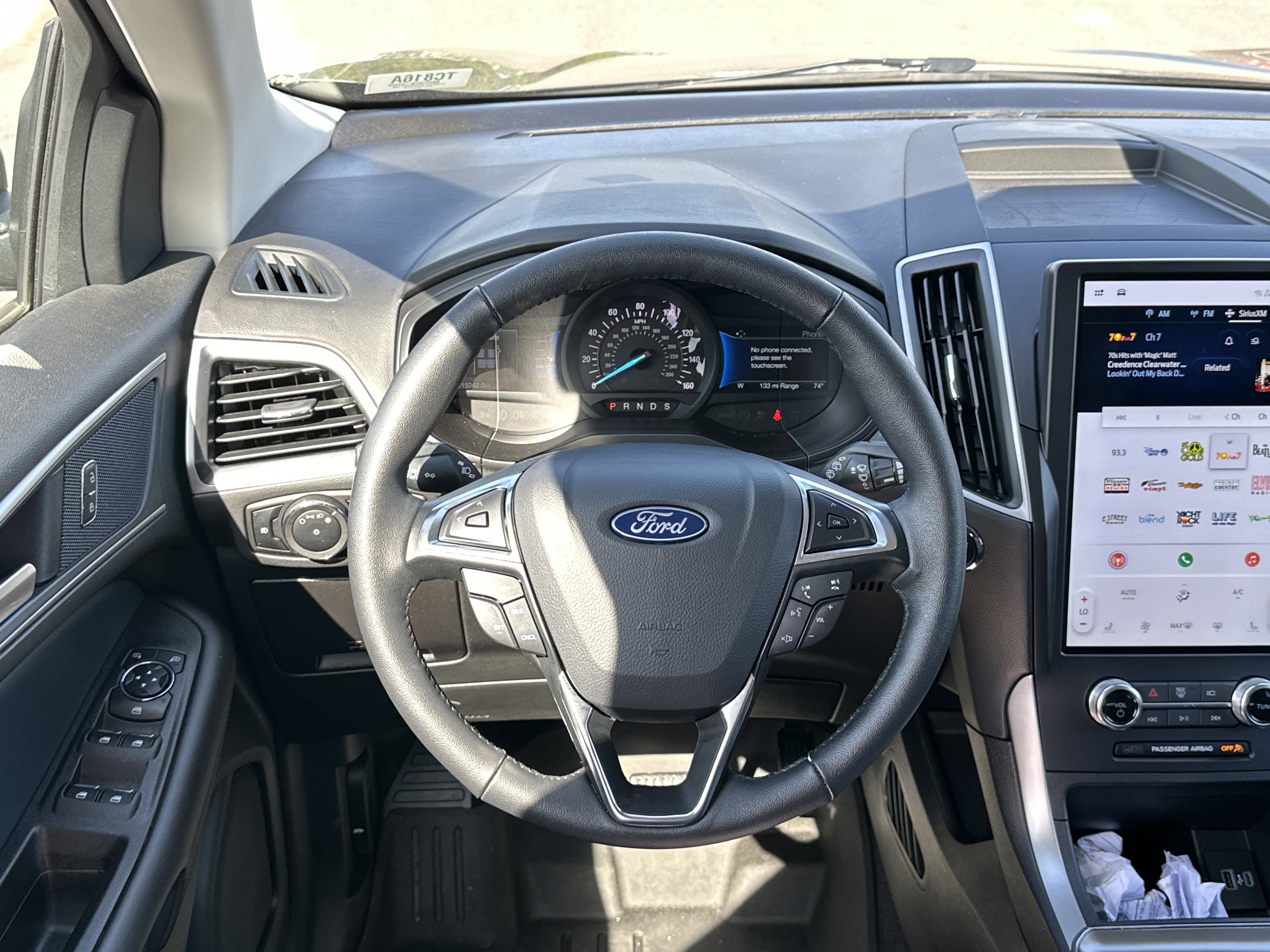 Used 2024 Ford Edge SEL w/ Sport Appearance Package image 25