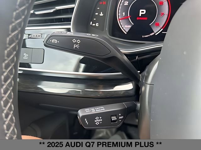 Used 2025 Audi Q7 3.0T Premium Plus AWD/4WD image 31