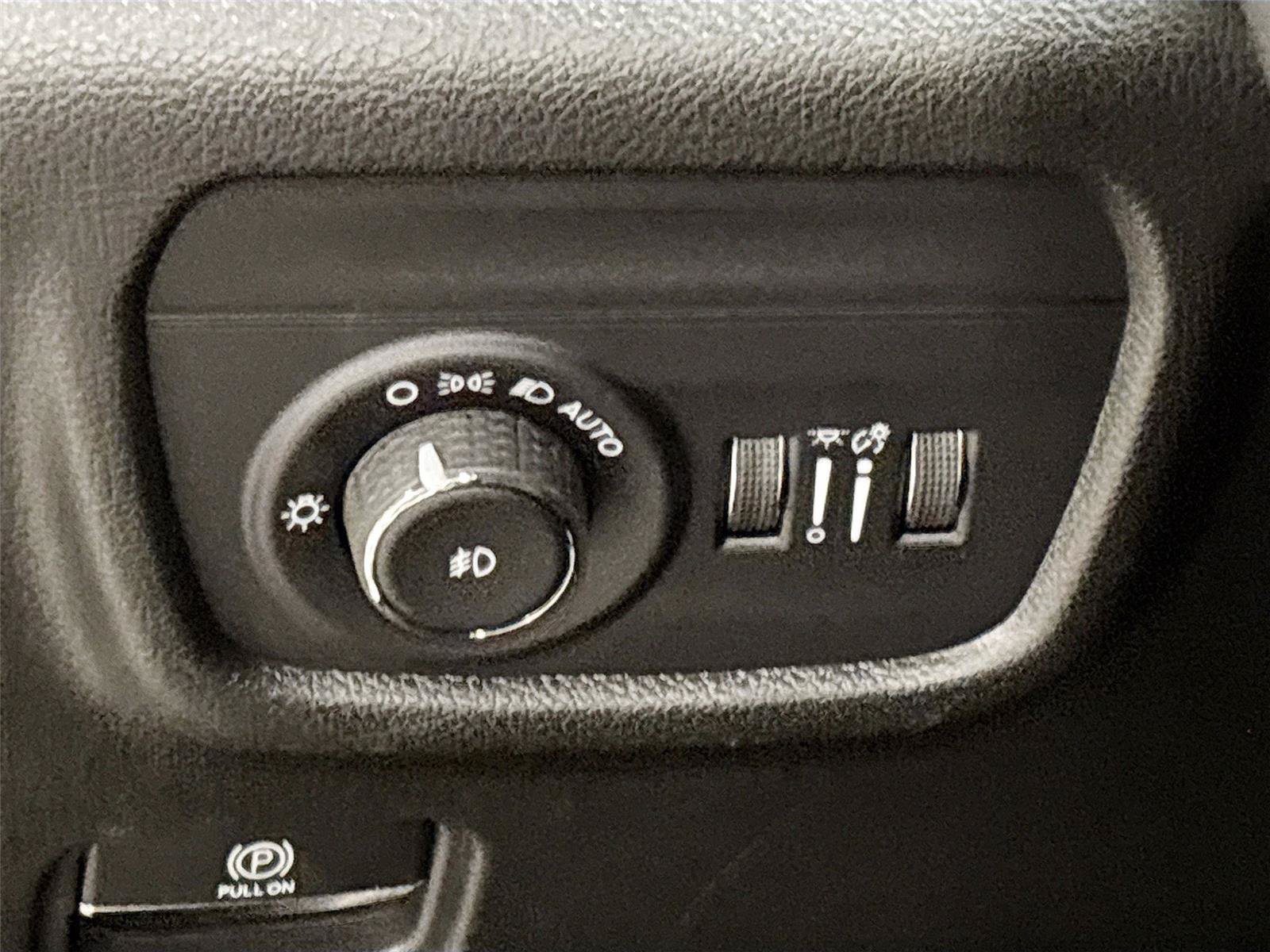 New 2026 Jeep Grand Cherokee L Limited AWD/4WD image 14