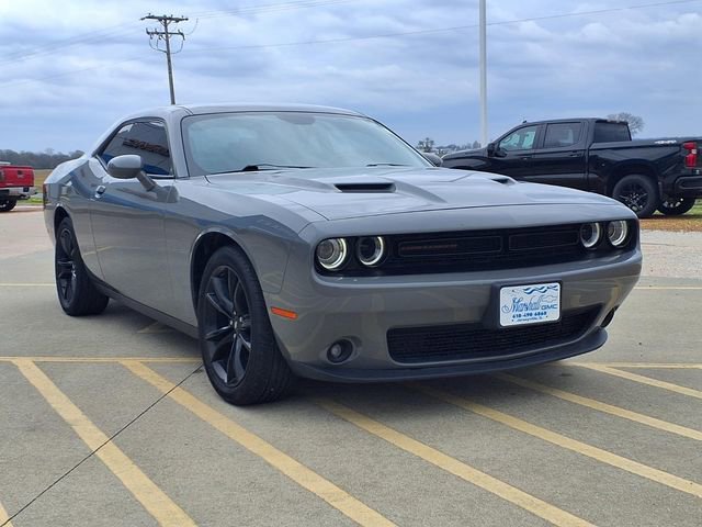 Used 2018 Dodge Challenger SXT Plus image 25