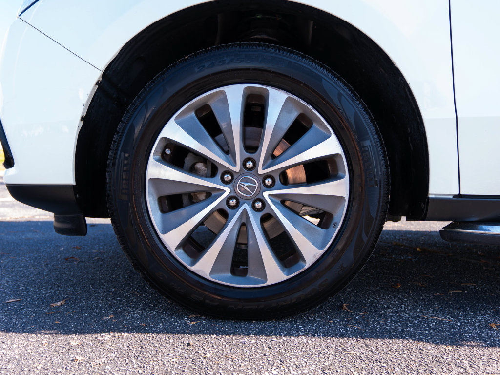 Used 2015 Acura MDX w/ Technology Package AWD/4WD image 13
