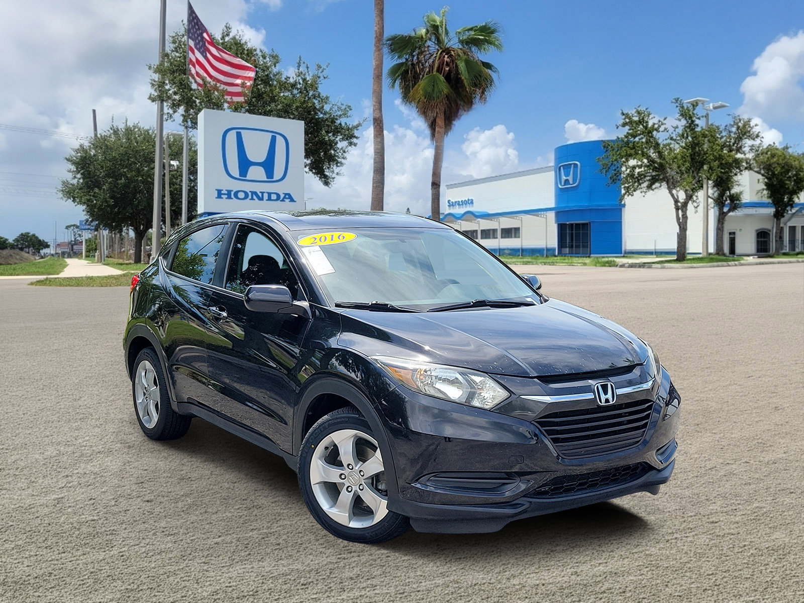 Used 2016 Honda HR-V LX image 1