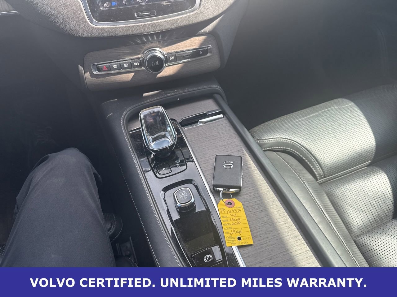 Certified 2023 Volvo XC90 B6 Ultimate image 29