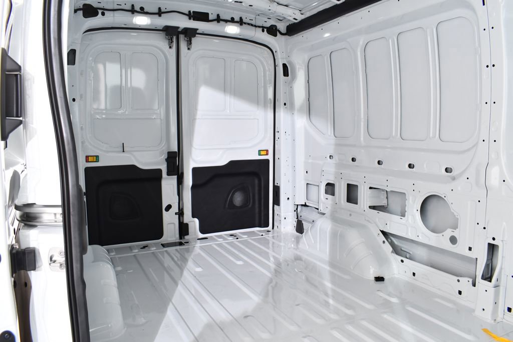 New 2026 Ford Transit 250 148 Medium Roof RWD image 17