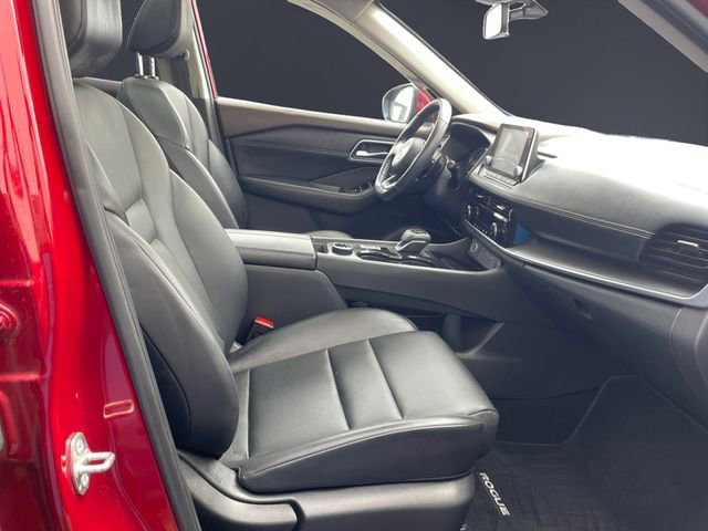 Used 2021 Nissan Rogue SV w/ Premium Package image 15