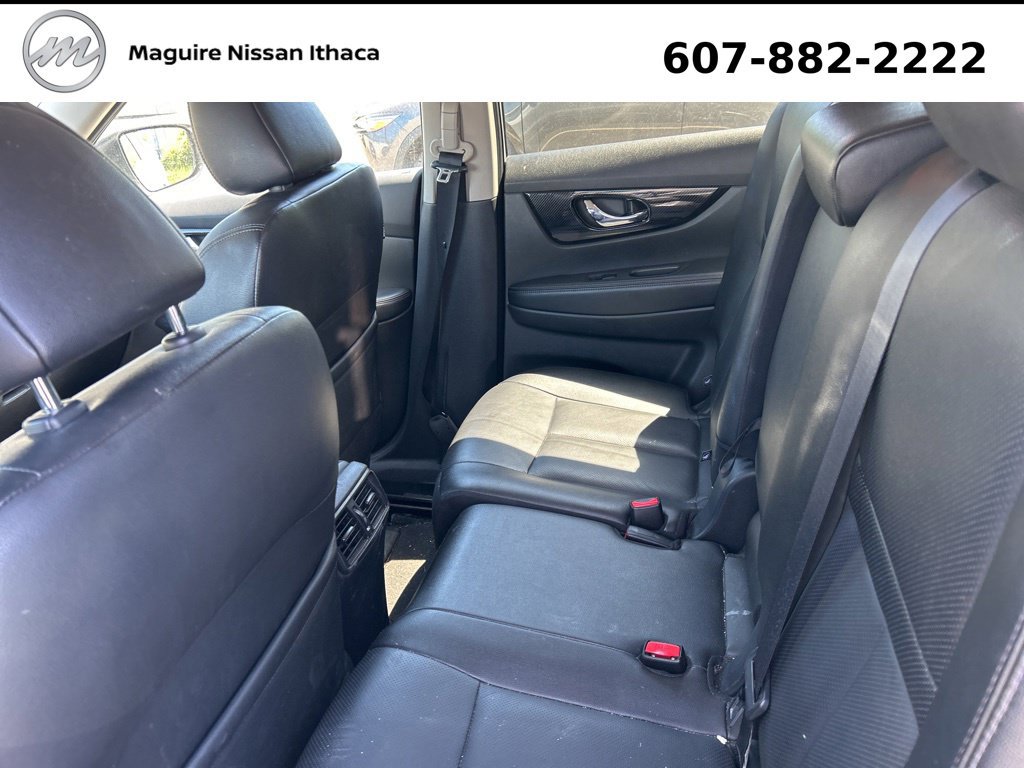 Used 2019 Nissan Rogue SL w/ Premium Package AWD/4WD image 9
