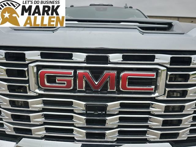 Used 2024 GMC Sierra 3500 Denali AWD/4WD image 31
