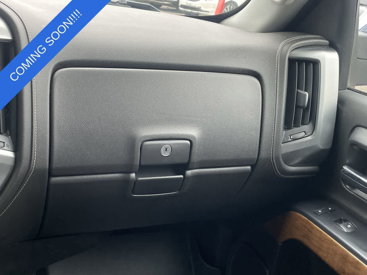 Used 2017 Chevrolet Silverado 1500 LTZ AWD/4WD image 16
