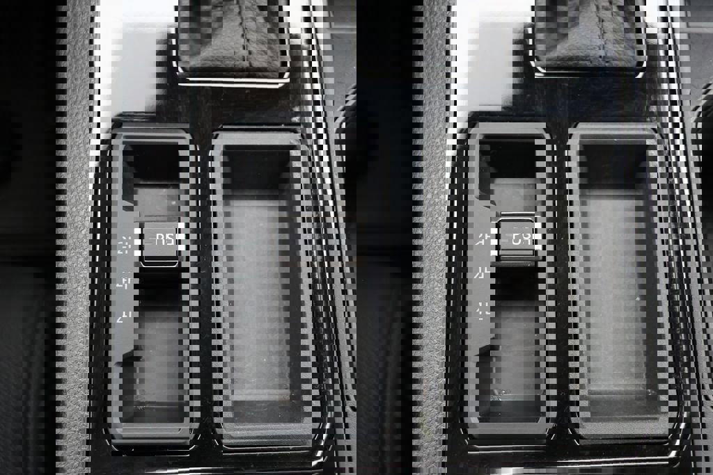 Used 2023 Toyota Tundra SR image 28