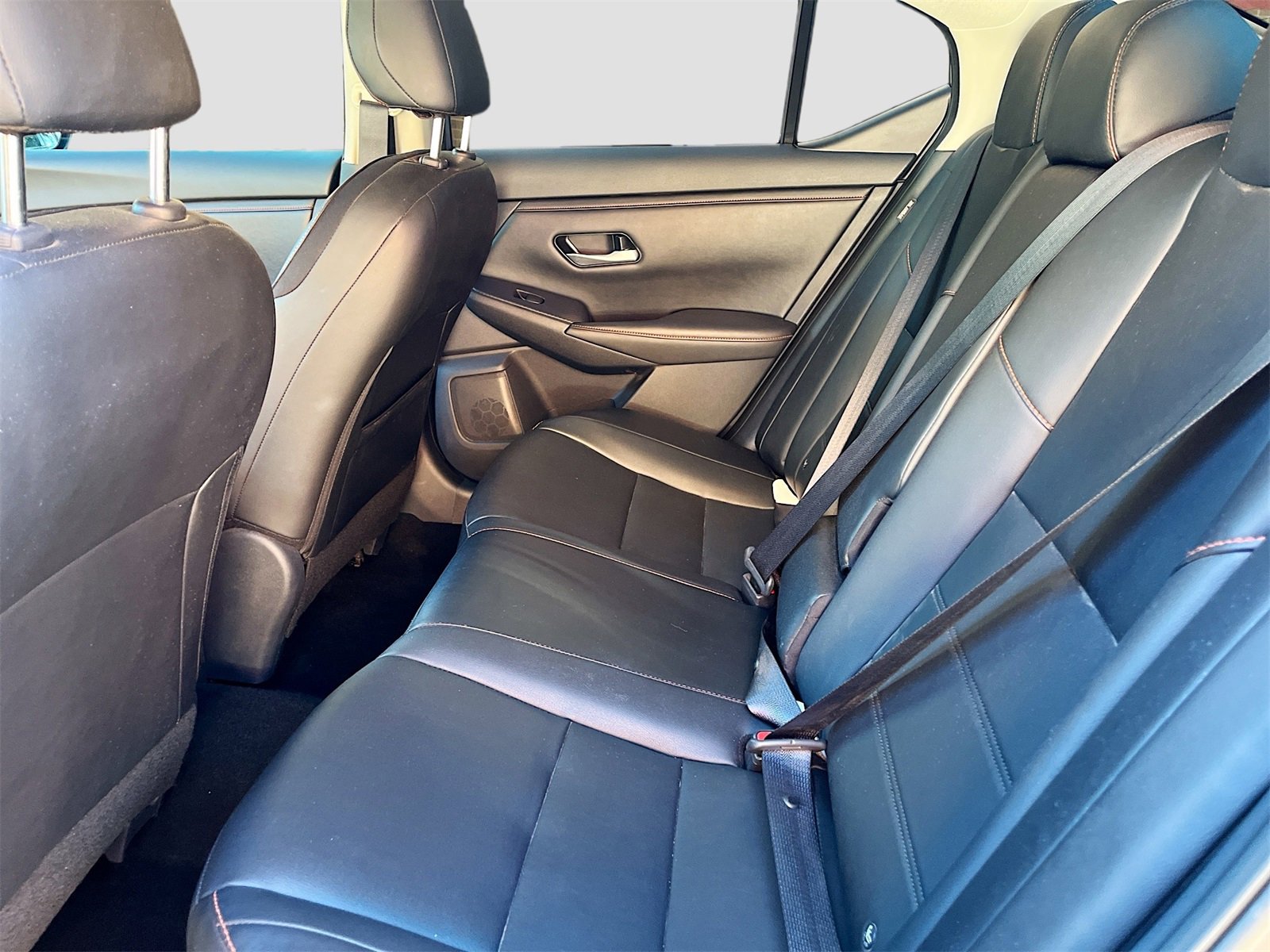Used 2024 Nissan Sentra SR w/ SR Premium Package image 25