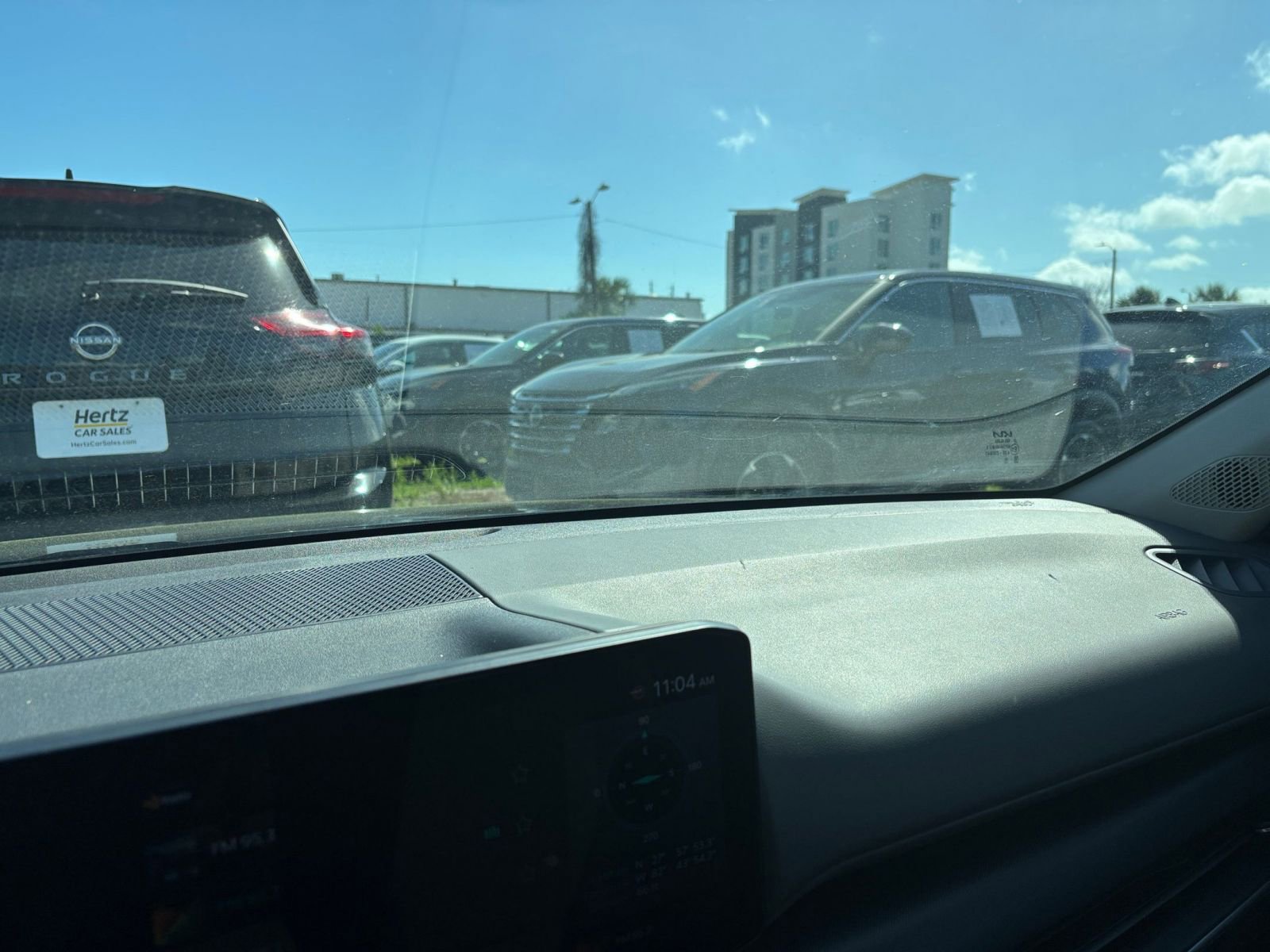 Used 2025 Kia K4 LXS image 37