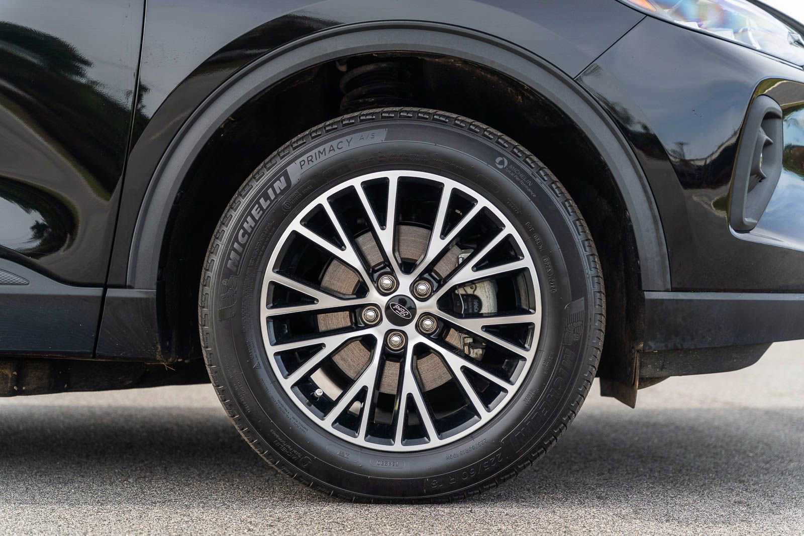 Used 2024 Ford Escape SE image 9