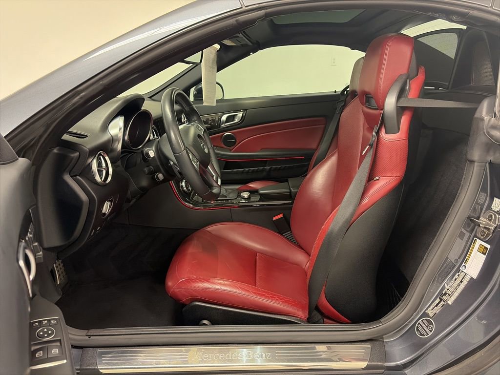Used 2014 Mercedes-Benz SLK 250 image 14
