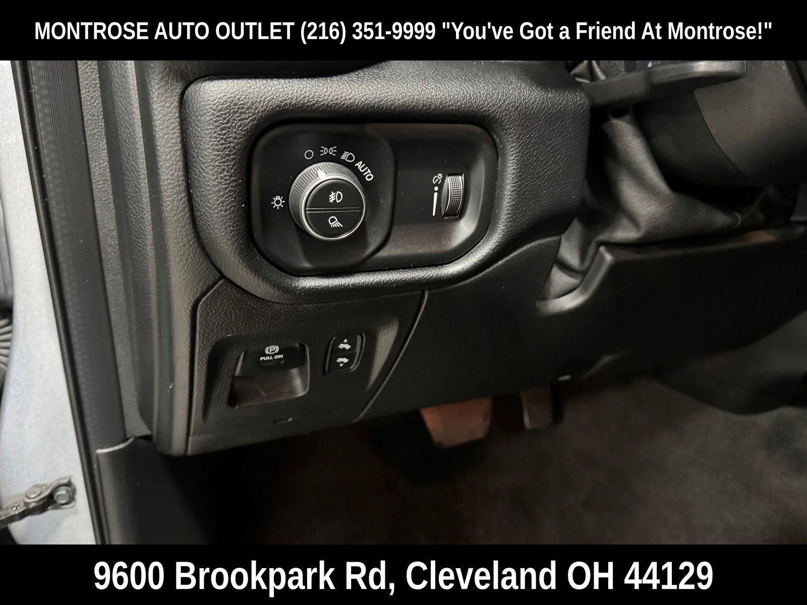 Used 2022 RAM 1500 Big Horn AWD/4WD image 16