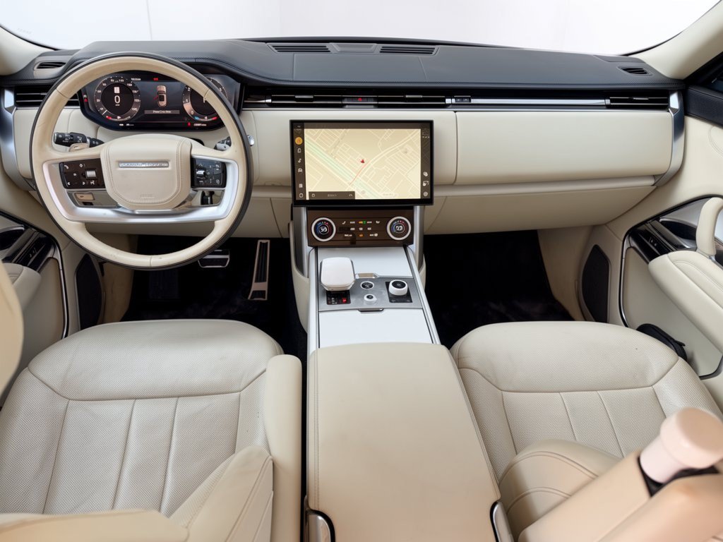 Used 2023 Land Rover Range Rover SV AWD/4WD image 17