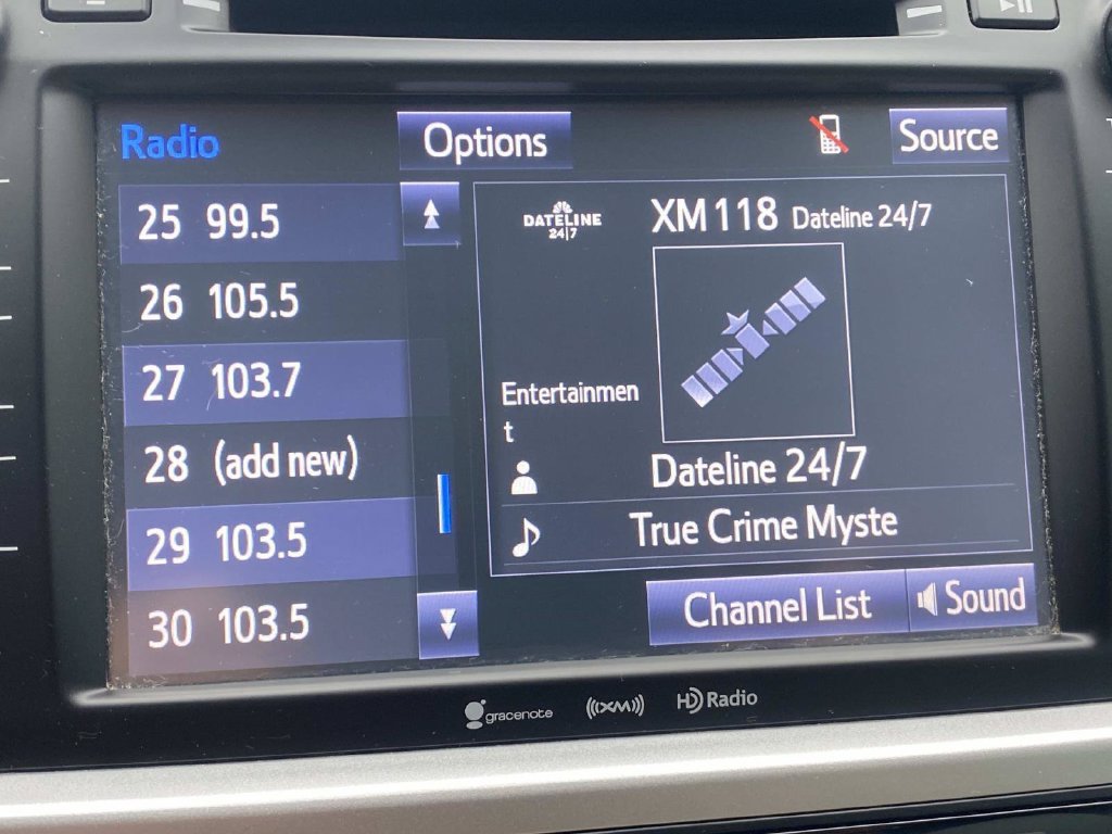 Used 2018 Toyota Highlander XLE FWD image 24