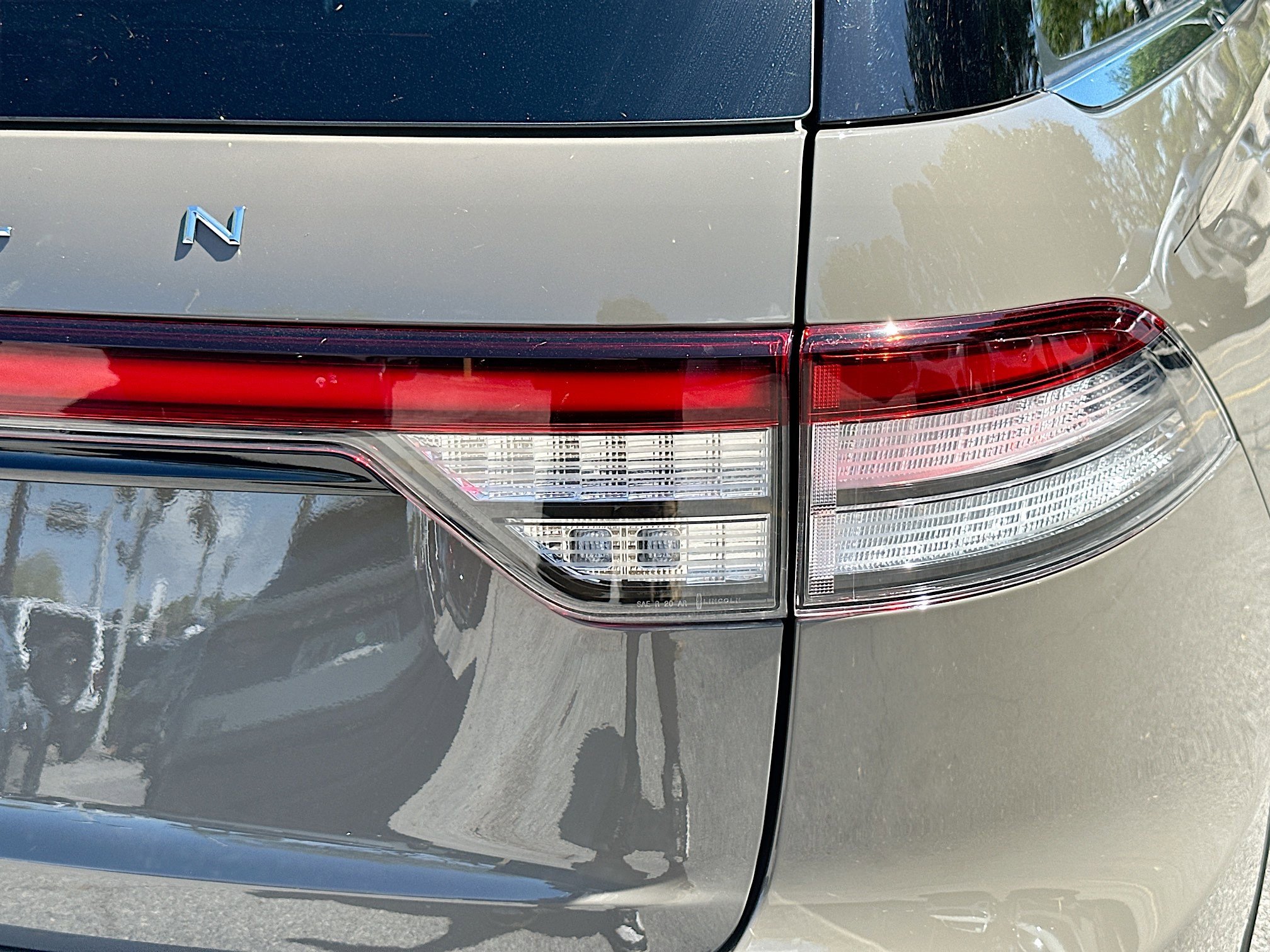 Used 2025 Lincoln Aviator 2WD image 33