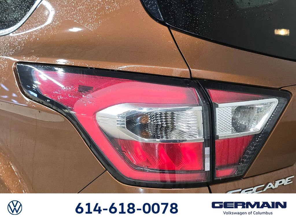 Used 2017 Ford Escape SE image 17