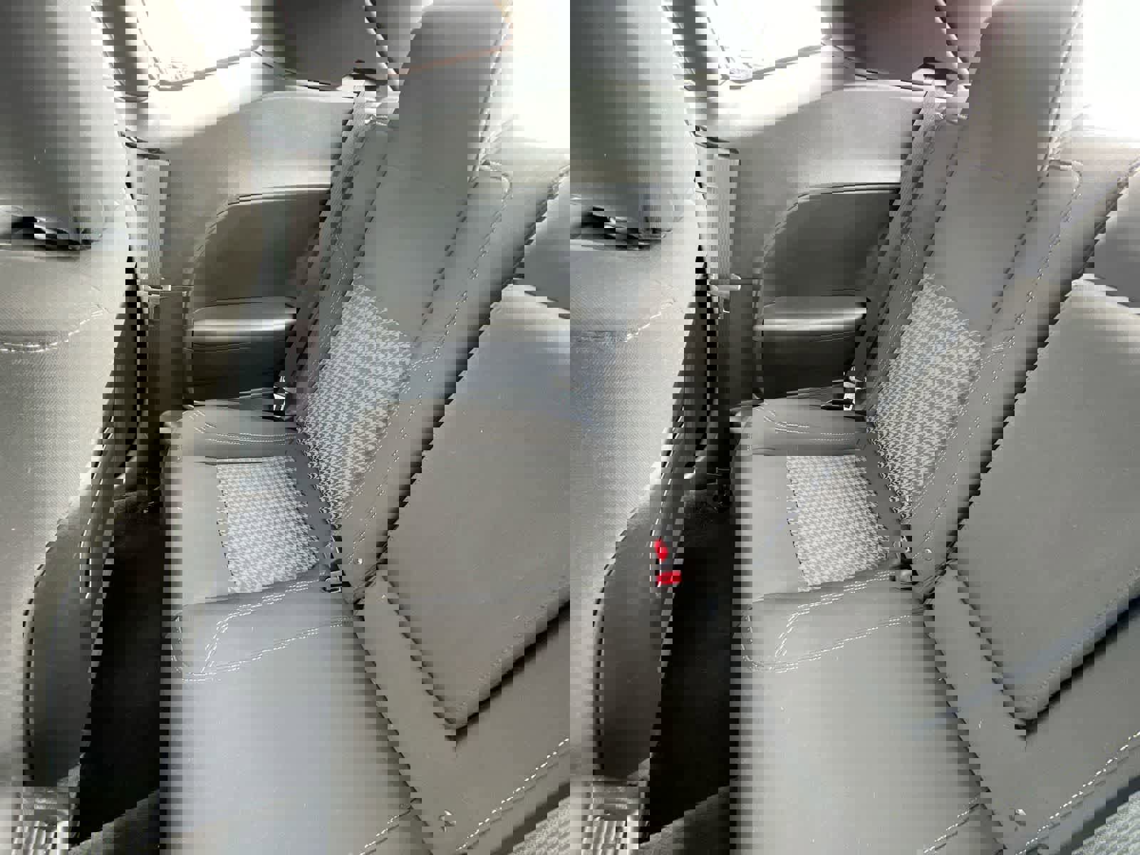 Used 2018 Dodge Challenger R/T w/ Sound Group image 19