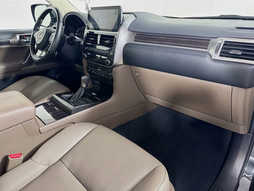 Used 2023 Lexus GX 460 Premium w/ Premium Package AWD/4WD image 36